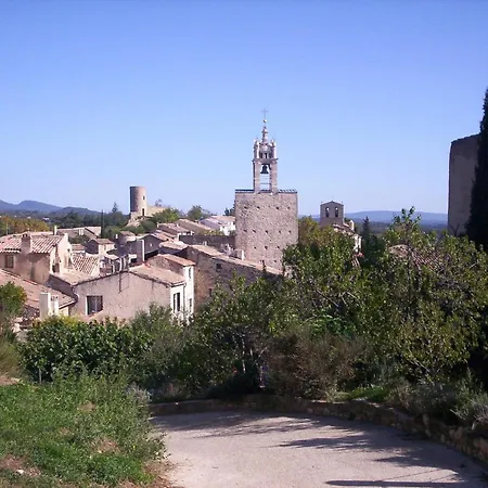 Hotell Logis De L'etang 2*